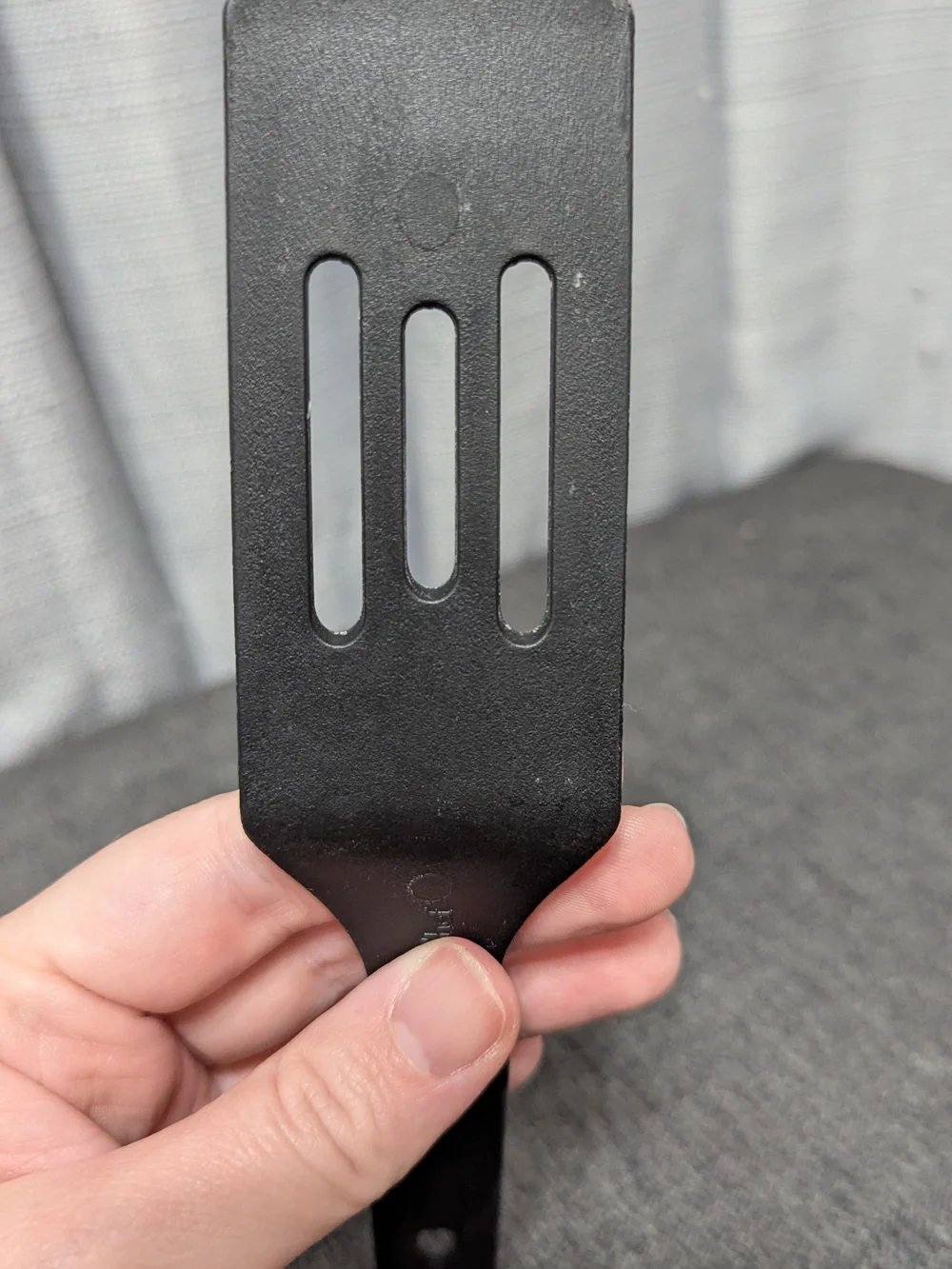 Pampered Chef Mini Plastic Serving Spatula Flipper Turner Slotted